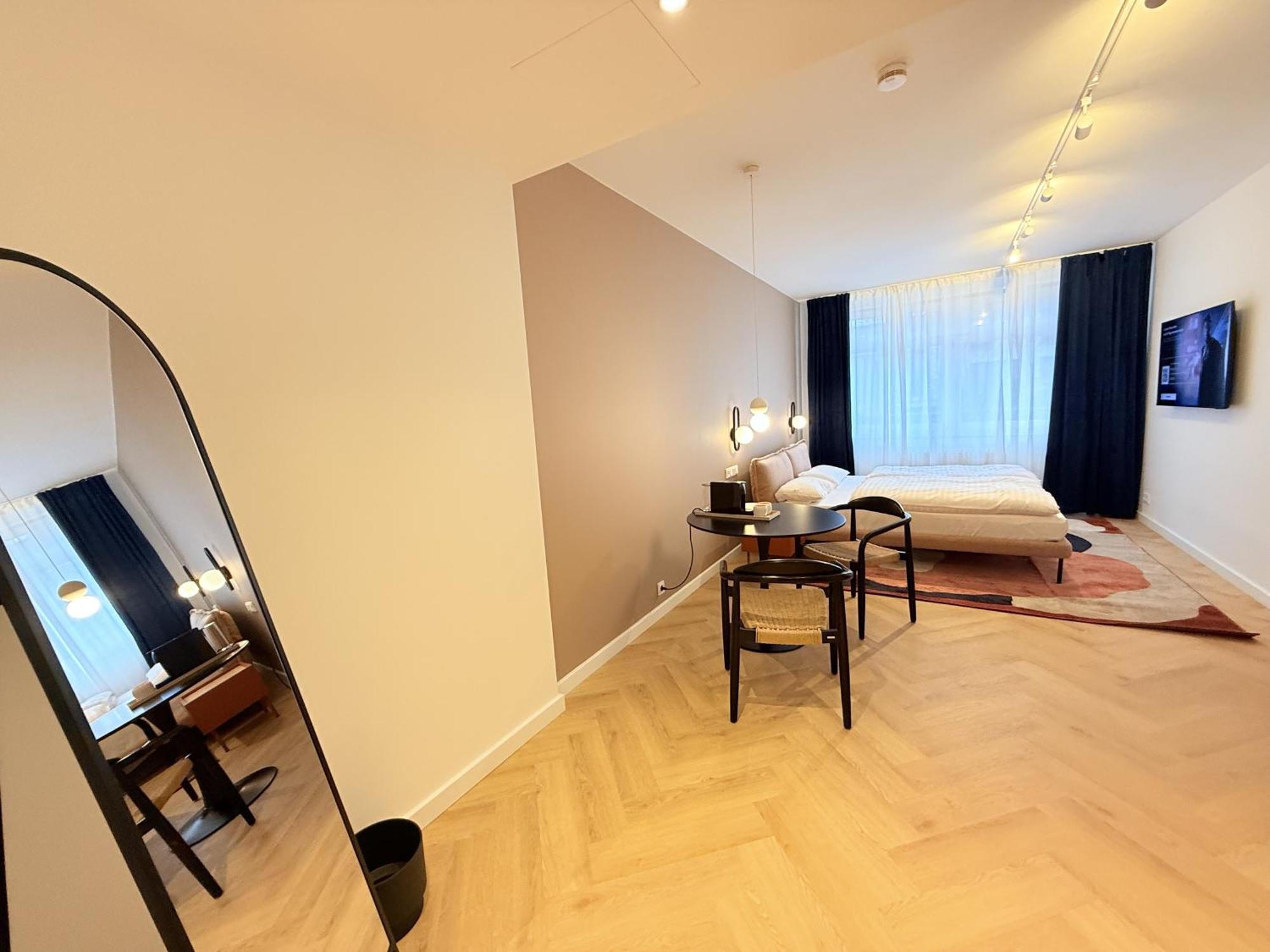 Stayzz By Homyzz - Modern Studios Alsterdorf -Winterhude- Stadtpark Hamburgo Exterior foto